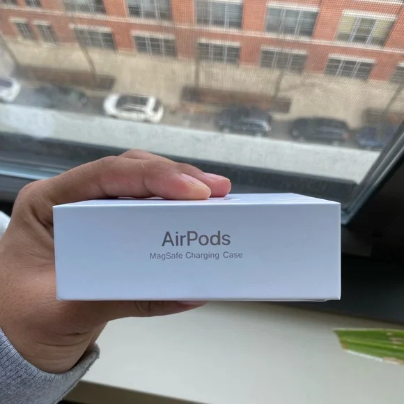 Apple AirPods Generation 3